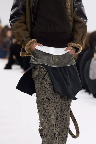 Look 65